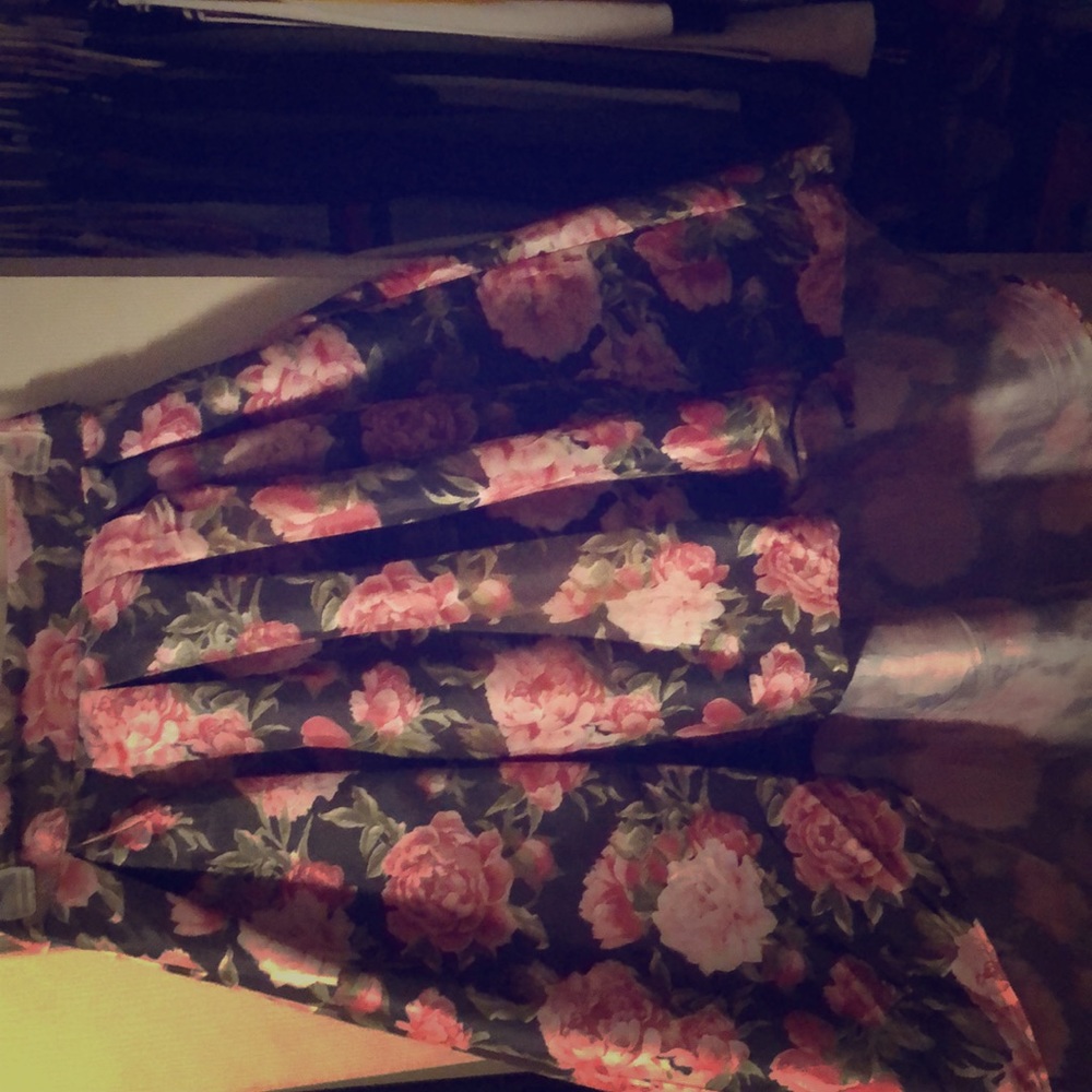 Midi, high-low, flower skirt